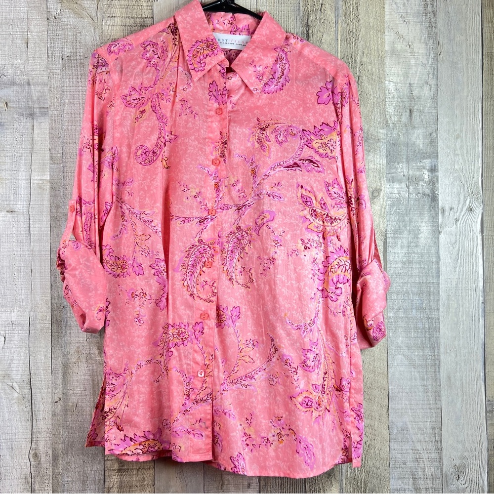 First Issue A Liz Claiborne Company Small Semi-Sheer Button Front Tabbed…